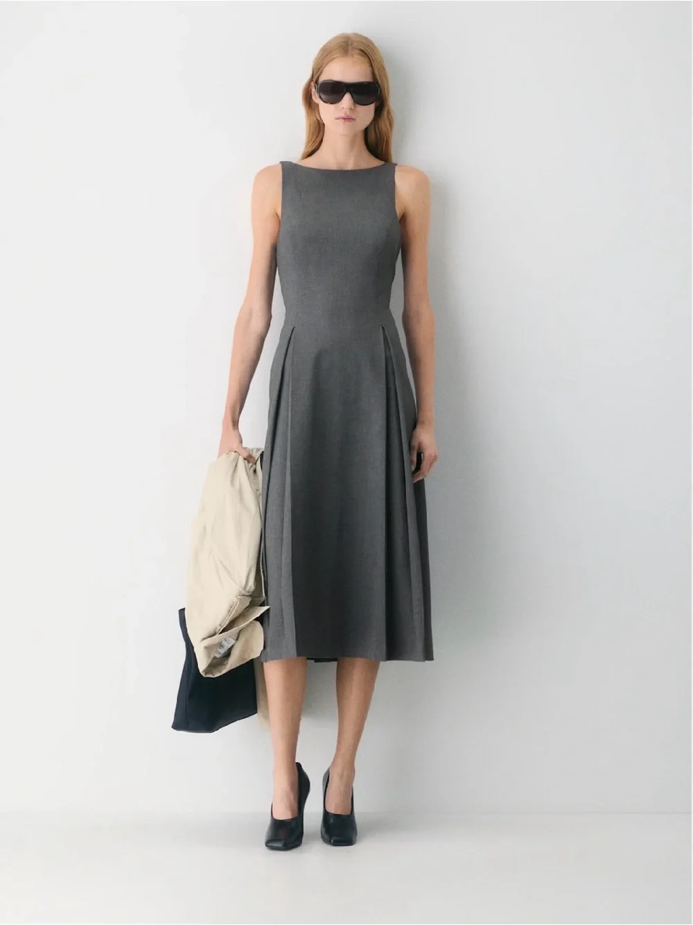Babaton Gardenia Heather Charcoal Sleeveless Boatneck Midi Dress 10 - Picture 1 of 15